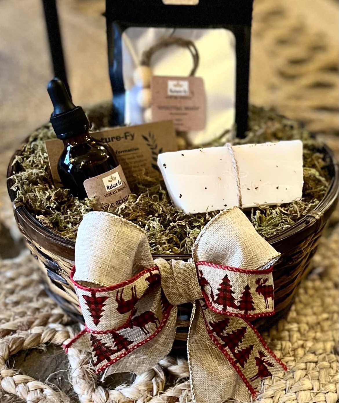 Beard oil and soap gift basket